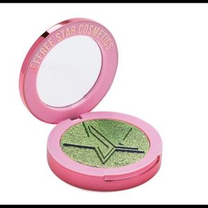 4 liquid lips and one skin frost in Candy Apple